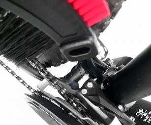 BIKE-HAND YC-790 SZCZOTKA DO CZYSZCZENIA KASET ŁAŃCUCHA