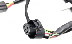 PRZEWÓD DO DWÓCH AKUMULATORÓW ADAPTER DUALBATERRY BCH231